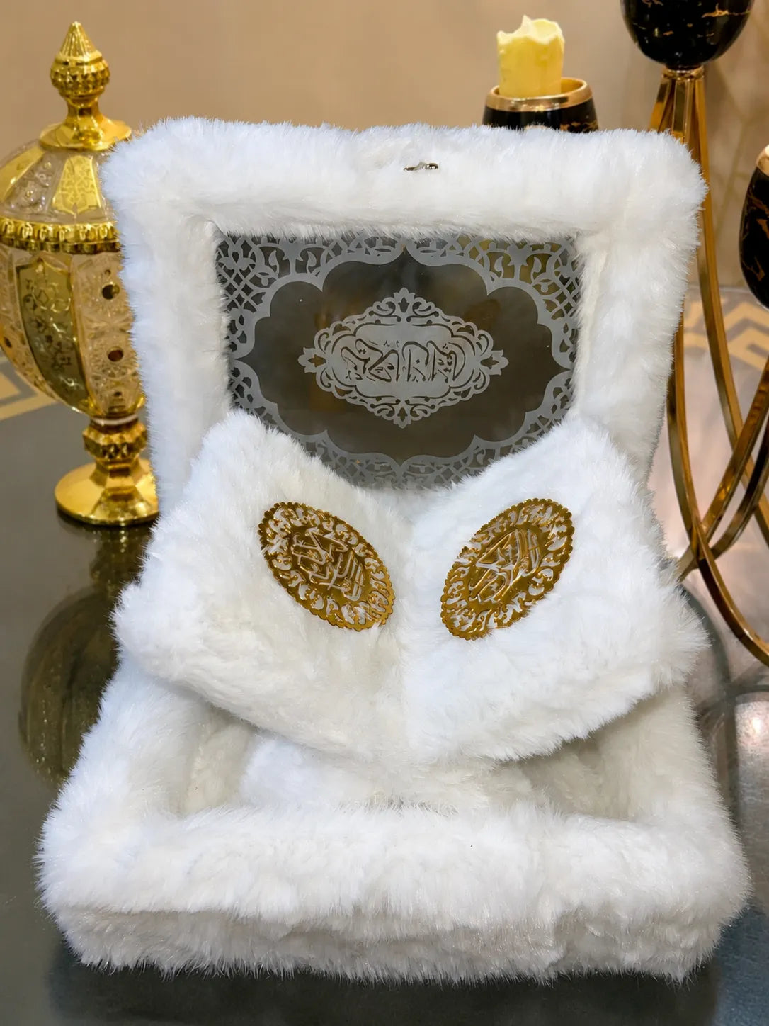 Nooré Luxe — Premium Fur Quran Gift Set